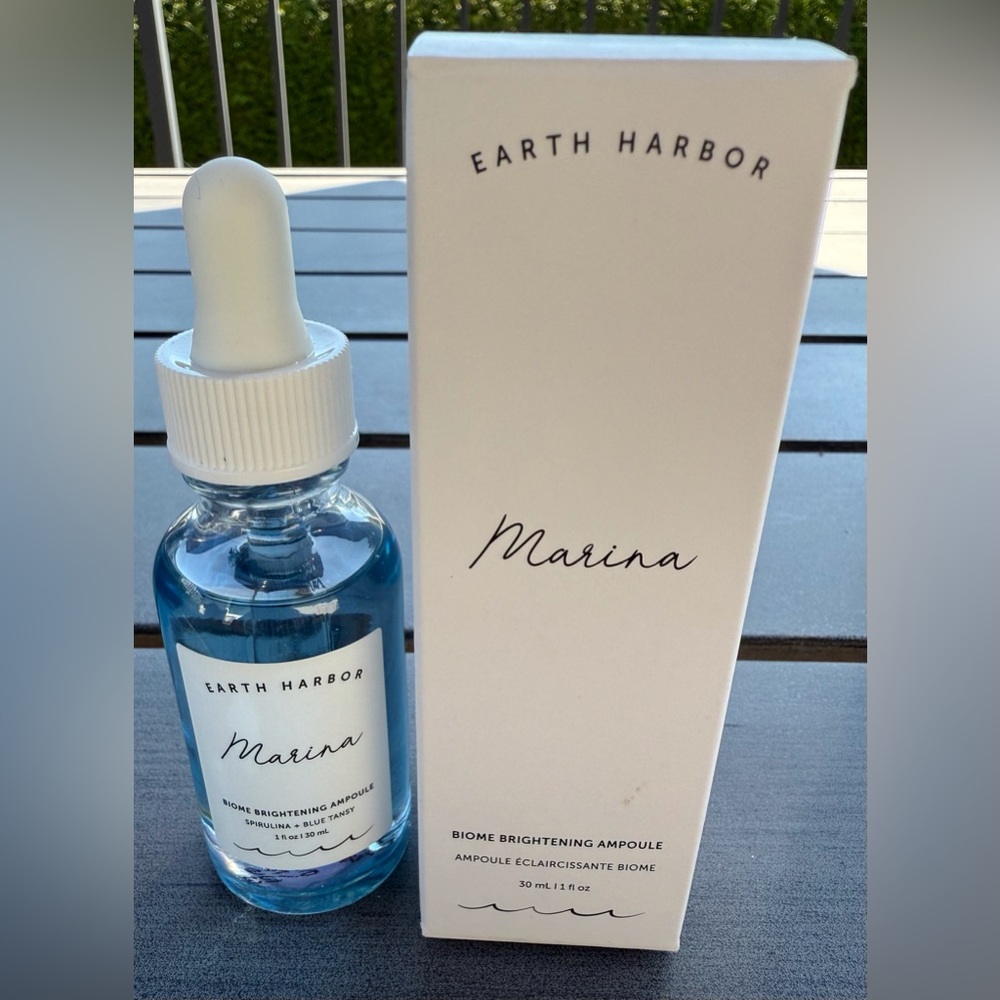 Earth Harbor Marina Biome Brightening Ampoule - Blue